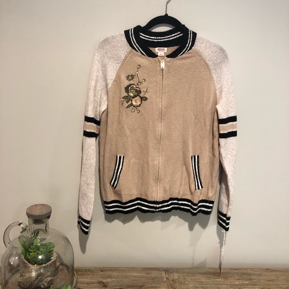 Mossimo Supply Co. Jackets & Blazers - • NWT Mossimo Sweater Jacket •